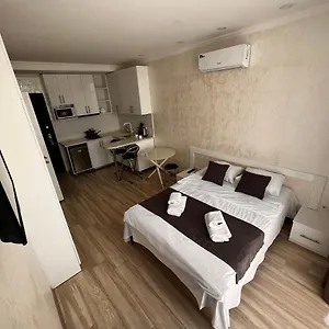 27 Floor Апартаменты